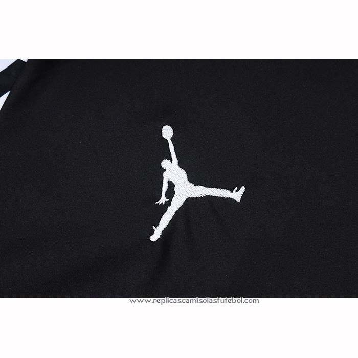 Fato de Treino
 Paris Saint-Germain 2025-2026 Manga Curta
 Preto
 - Calcas Curta
